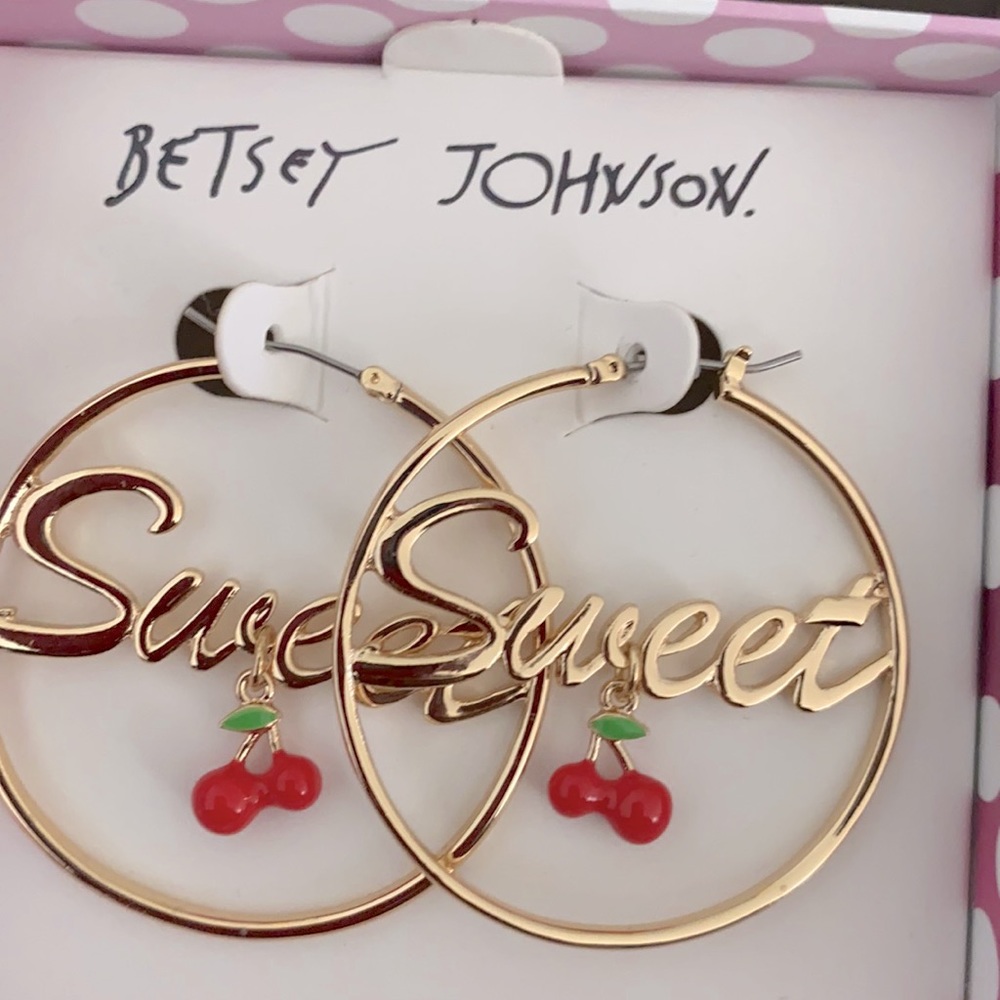 🎉HP 6/06 🎉 Sweet Cherry Hoops